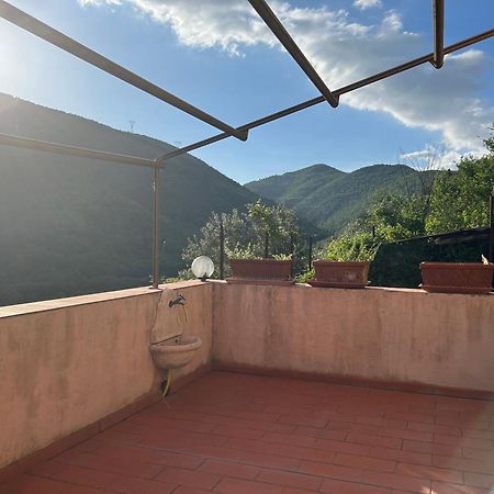 Casa Belvedere A Valle San Martino Di สโปเลโต ภายนอก รูปภาพ