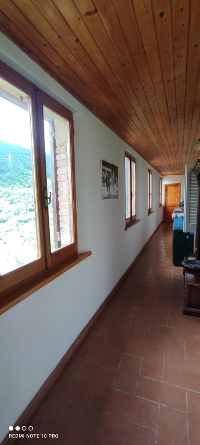 Casa Belvedere A Valle San Martino Di สโปเลโต ภายนอก รูปภาพ