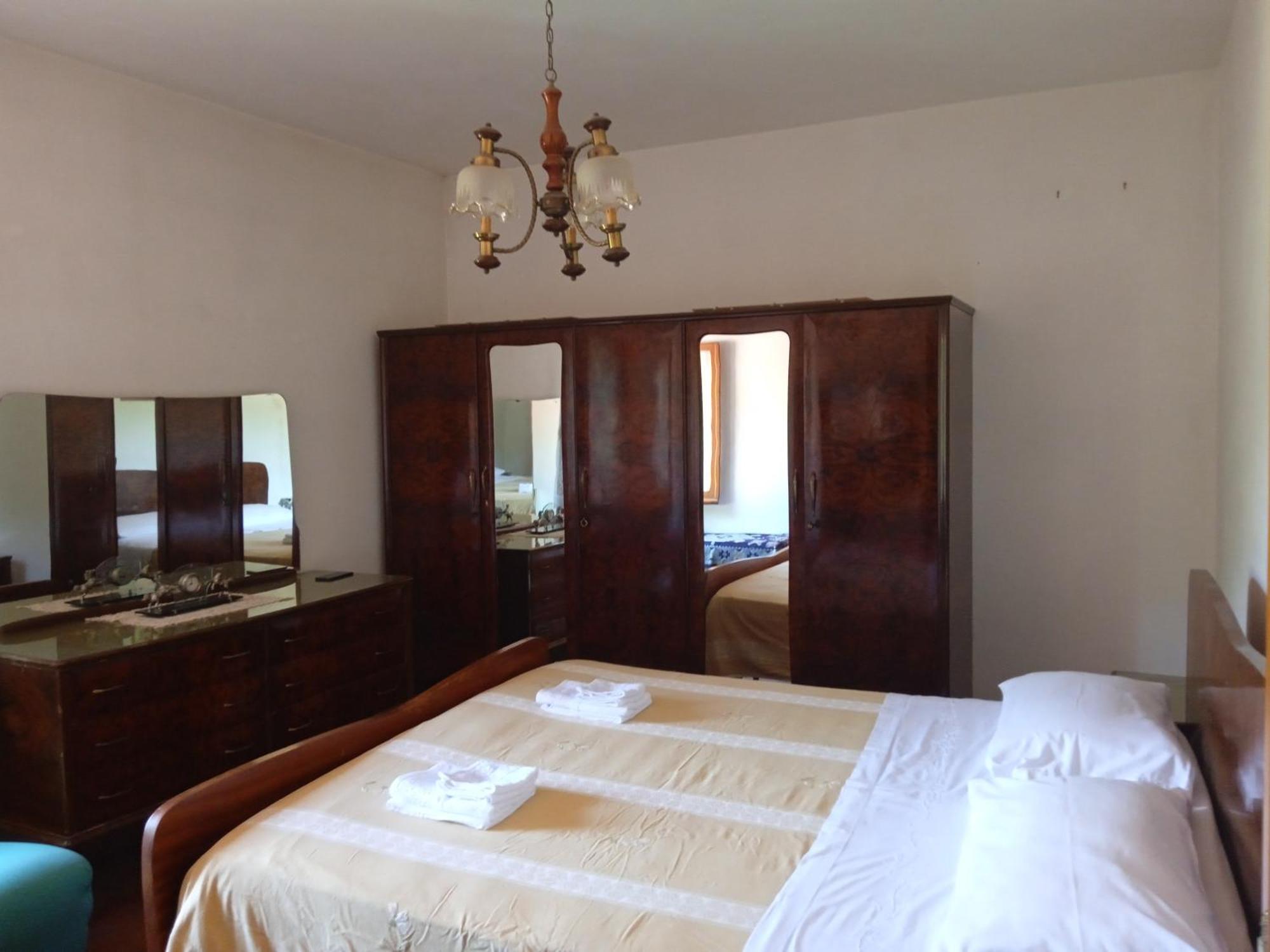 Casa Belvedere A Valle San Martino Di สโปเลโต ภายนอก รูปภาพ