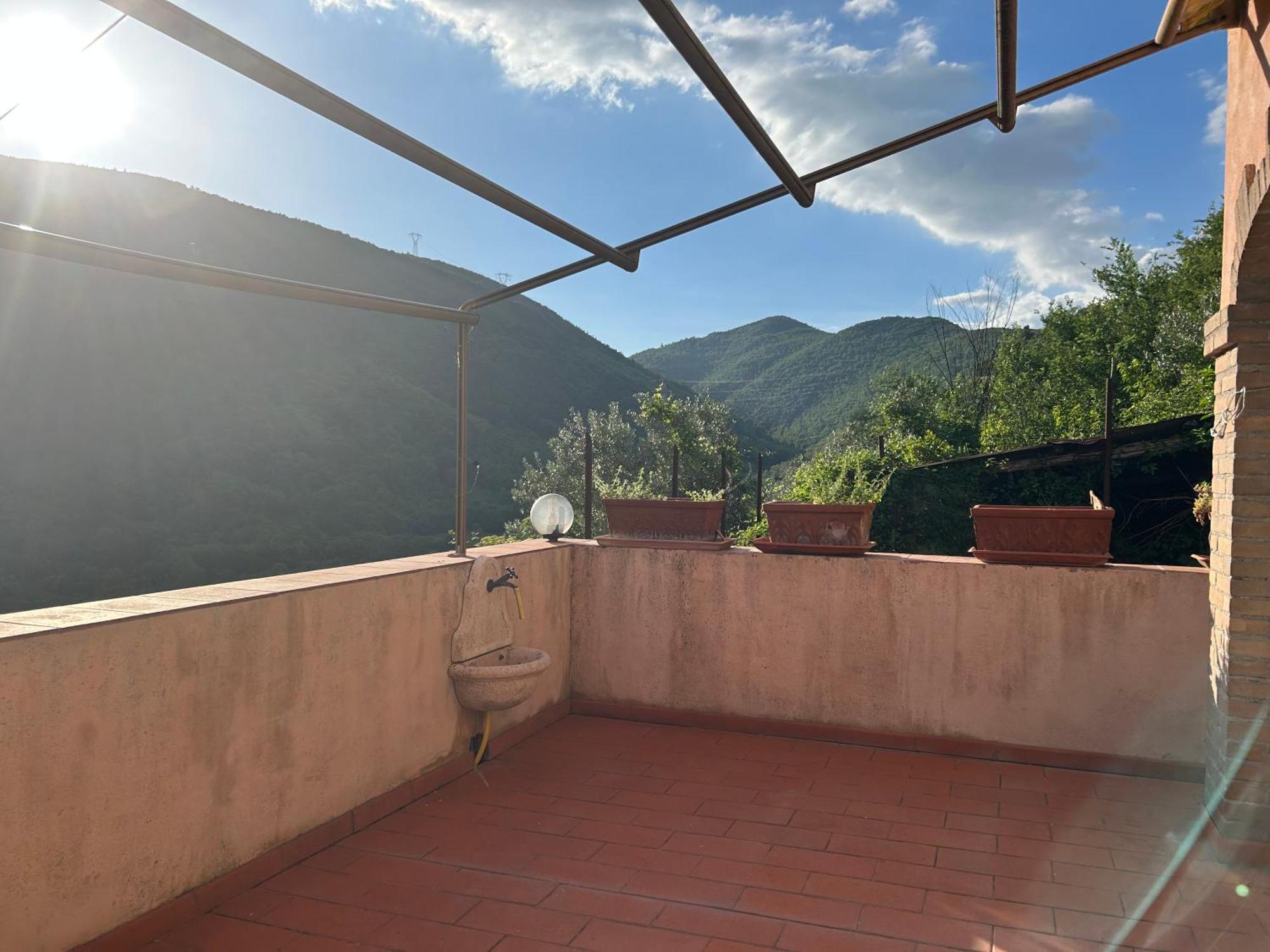 Casa Belvedere A Valle San Martino Di สโปเลโต ภายนอก รูปภาพ
